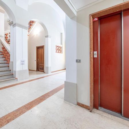 Via Emilia Centro - Stupendo Appartamento A Modena Exterior foto